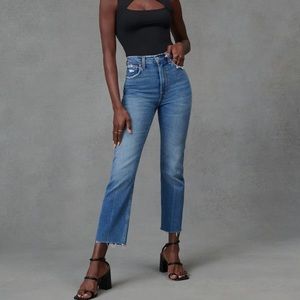 Abercrombie Ankle Straight Ultra High Rise Jeans